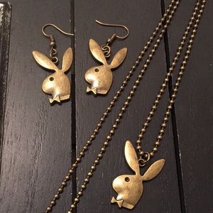 23” Antique Brass Playboy Necklace/Earrings Set